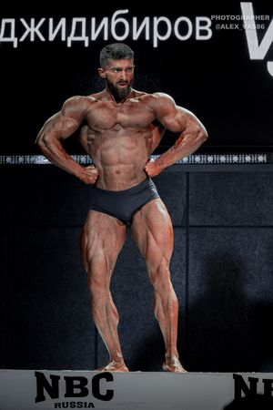 CLASSIC PHYSIQUE